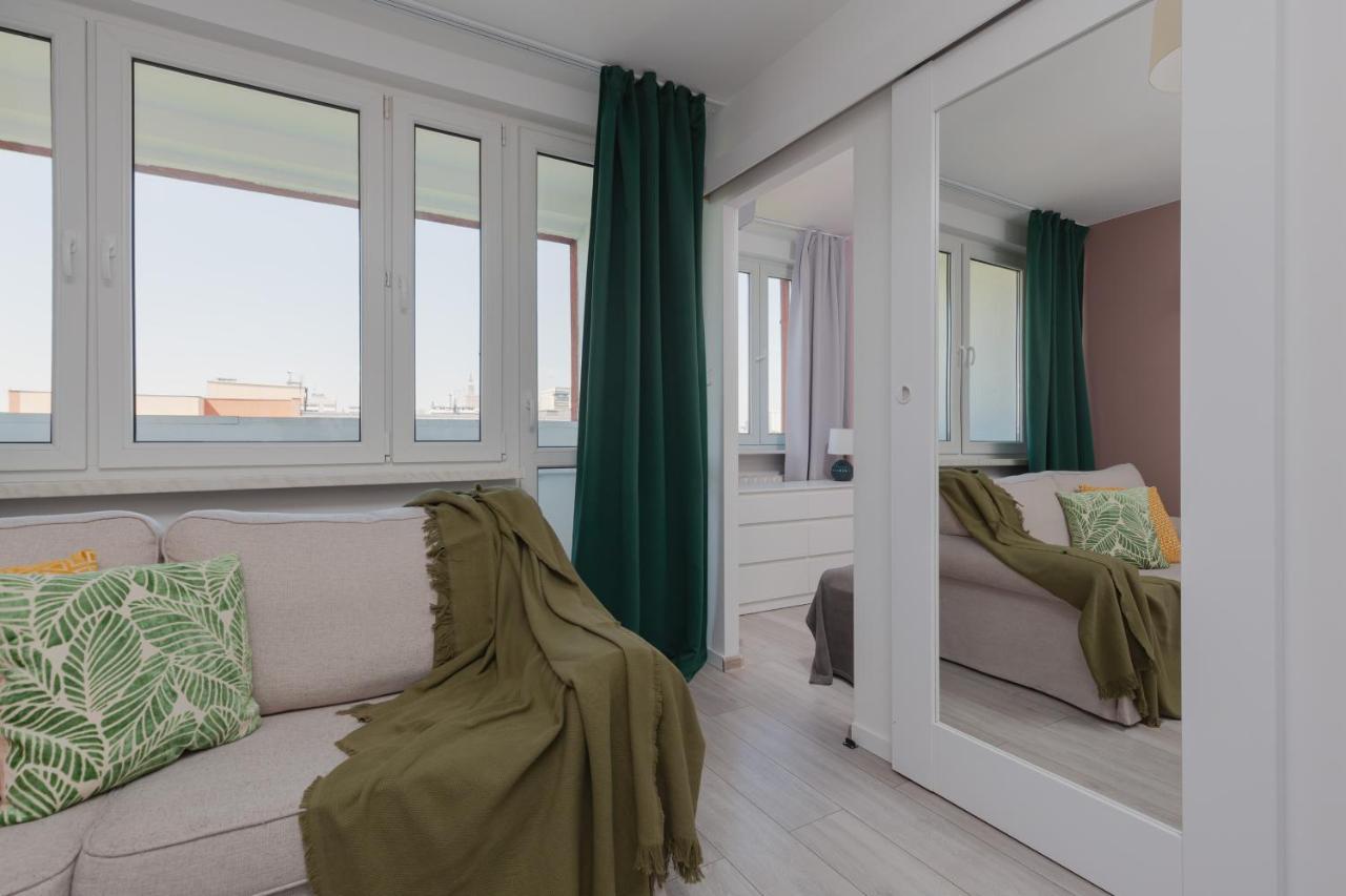 Apartaments Solec 79 By Noclegi Renters Warschau Buitenkant foto