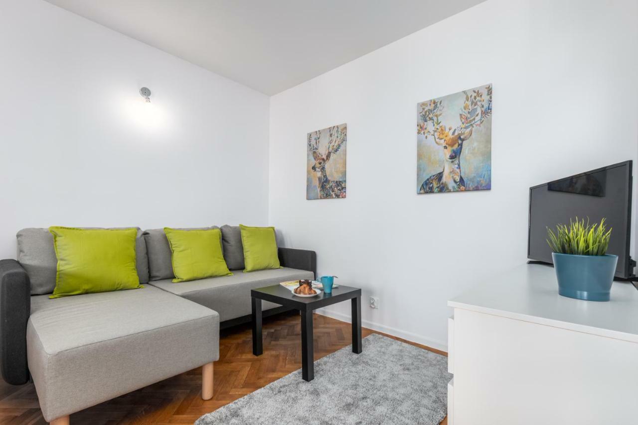 Apartaments Solec 79 By Noclegi Renters Warschau Buitenkant foto