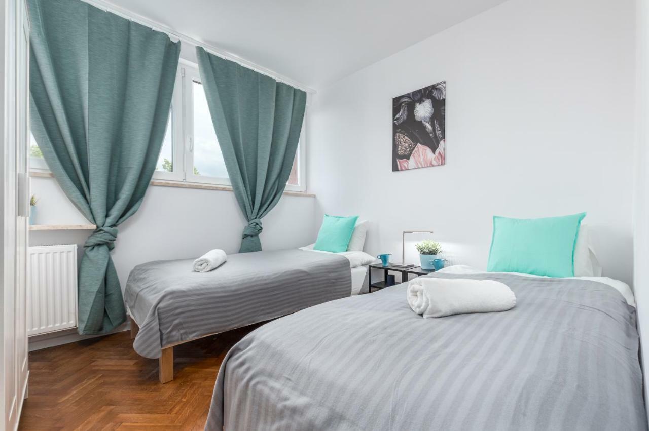 Apartaments Solec 79 By Noclegi Renters Warschau Buitenkant foto